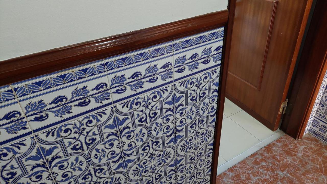 Ferienwohnung Enjoy Lisbon Cascais Sintra 1200 Metres To Metro Blue Line Sintra Rail Line Free Parking Amadora Exterior foto