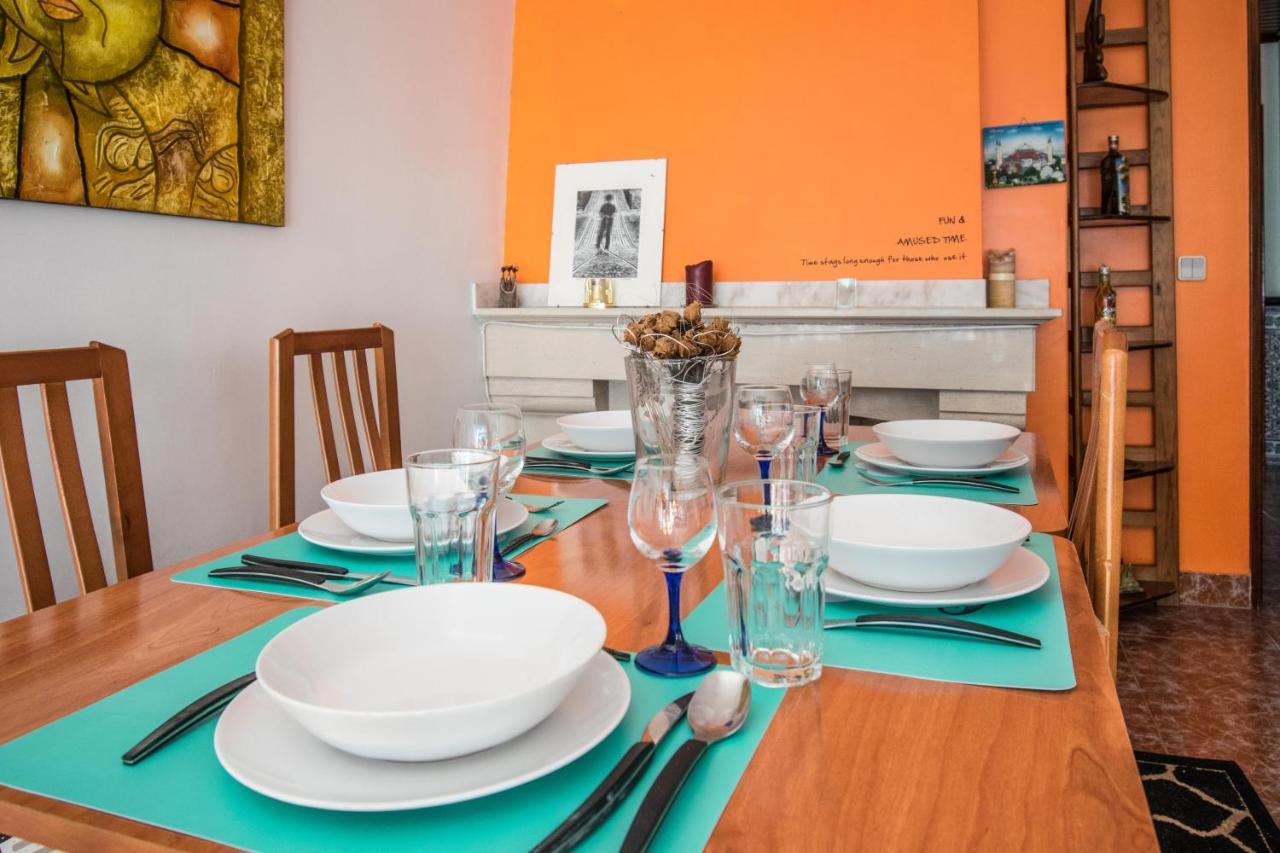 Ferienwohnung Enjoy Lisbon Cascais Sintra 1200 Metres To Metro Blue Line Sintra Rail Line Free Parking Amadora Exterior foto