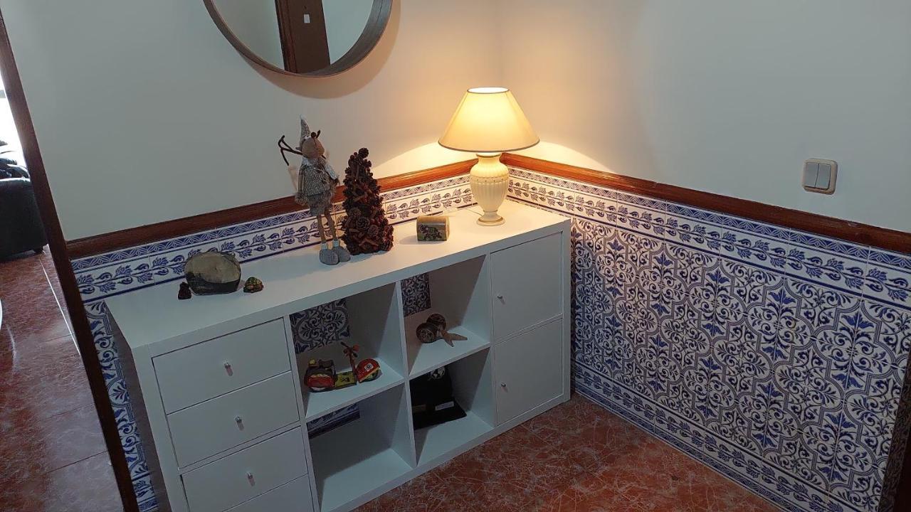 Ferienwohnung Enjoy Lisbon Cascais Sintra 1200 Metres To Metro Blue Line Sintra Rail Line Free Parking Amadora Exterior foto