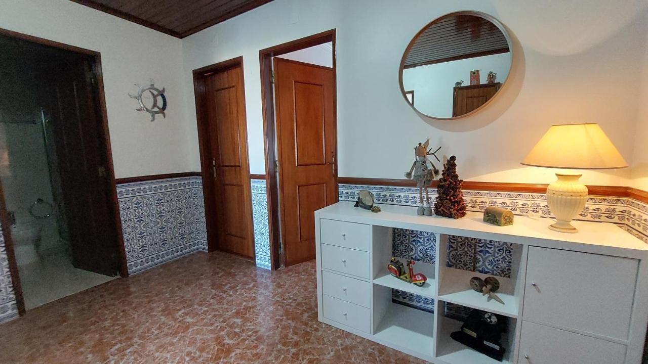 Ferienwohnung Enjoy Lisbon Cascais Sintra 1200 Metres To Metro Blue Line Sintra Rail Line Free Parking Amadora Exterior foto