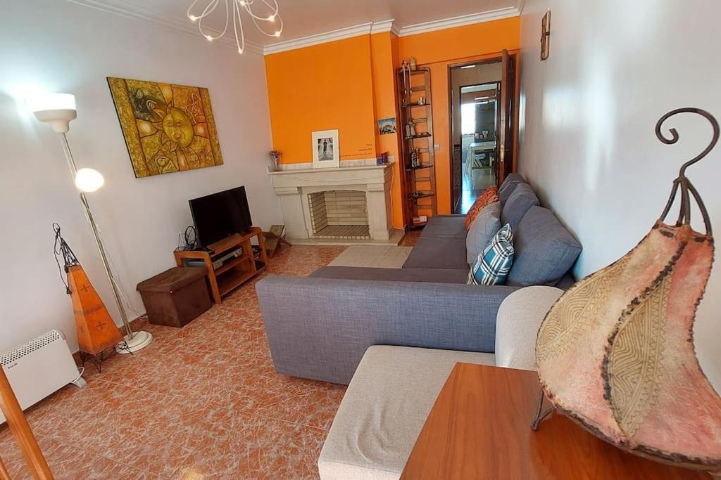 Ferienwohnung Enjoy Lisbon Cascais Sintra 1200 Metres To Metro Blue Line Sintra Rail Line Free Parking Amadora Exterior foto